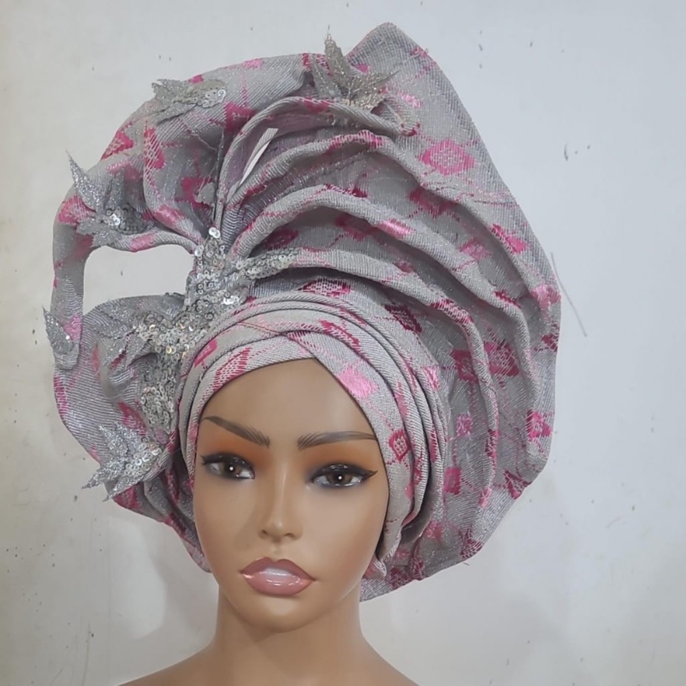 Elegant Pink and Gray Head-wrap

ALL REASONABLE OFFERS ACCEPTED

GEL11 0326